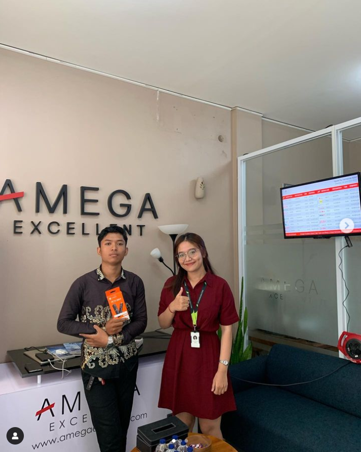 Lisensi Trial Flight Schedule TV oleh Amega Excellent Bali