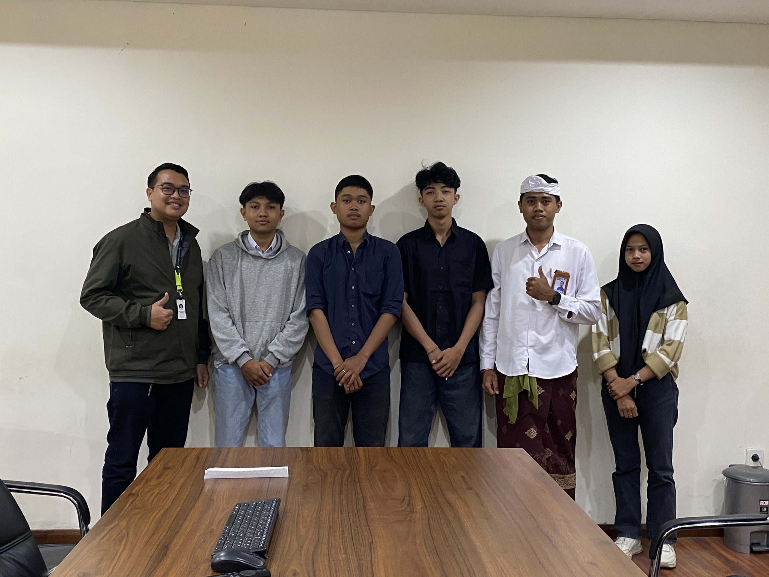 Perpisahan Siswa-siswi PKL dari SMK TI Global