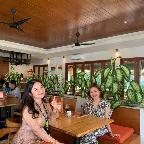 Diskusi Marketing dengan Bu Kiky EX Marcomm Platinum Hotel Jimbaran Beach Bali