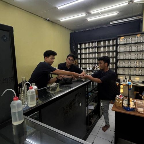 Take a Peek at Our Creative Team in Action, Crafting Original Promotional Content for Kuta Bali Perfume